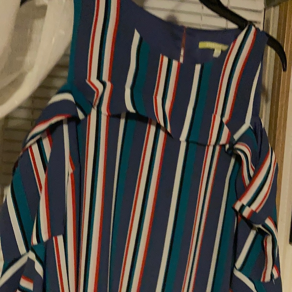 Gianni bini M Dress size 6 very beautiful